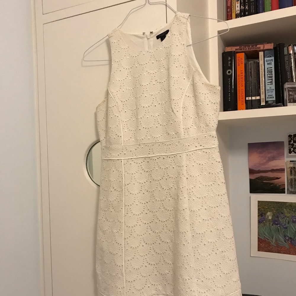 Ann Taylor White Lace Sleeveless Dress Size 2